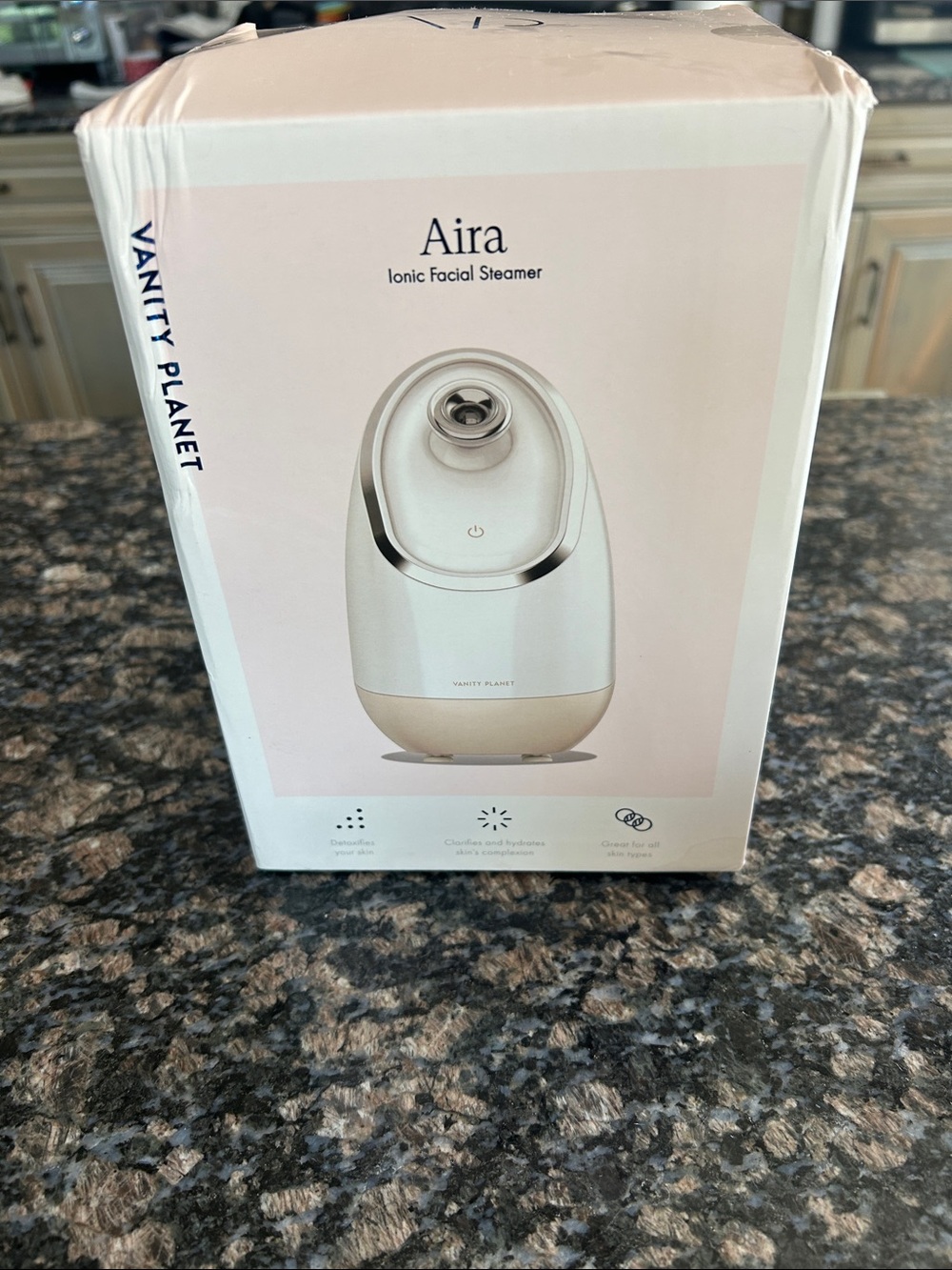VANITY  PLANET AIRA IONIC FACIAL STEAMER NWT